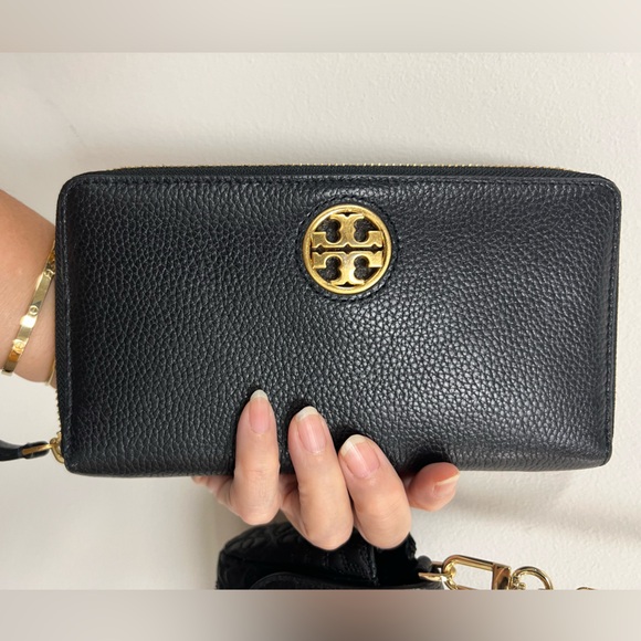 TORY BURCH long zipper wallet - Picture 2 of 11